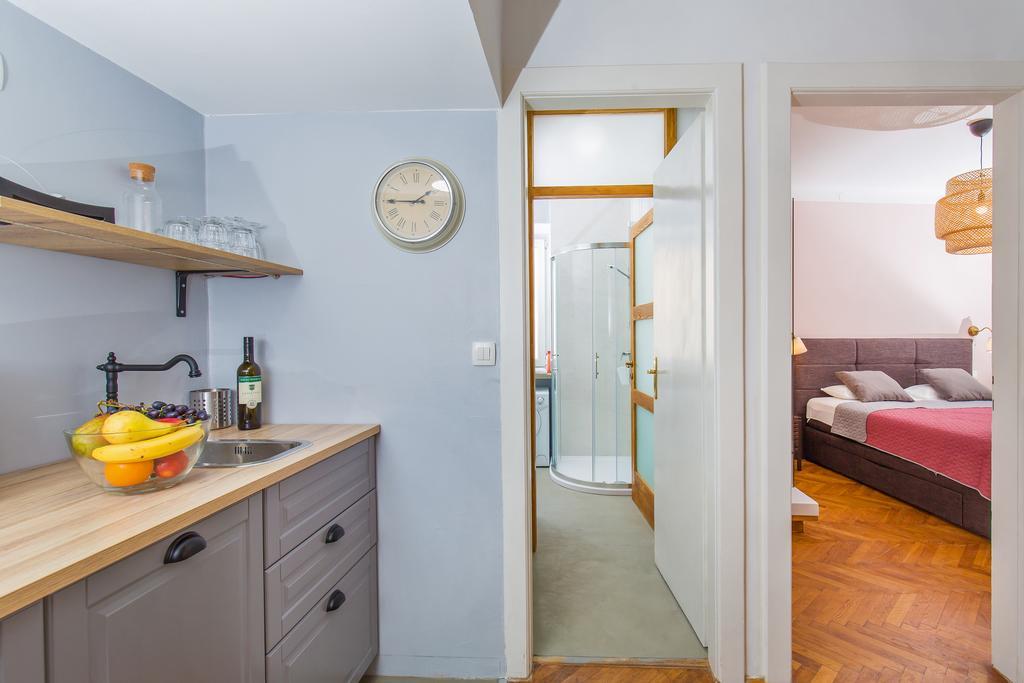 Dox Apartment